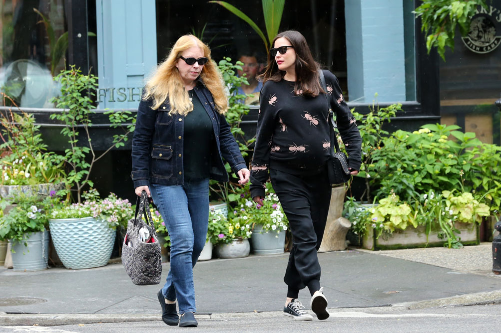 with mom Bebe Buell