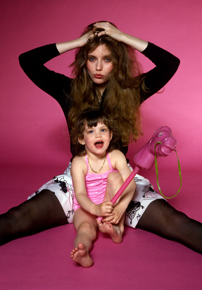 with mom - Bebe Buell