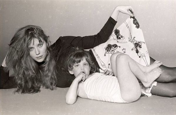 with mom - Bebe Buell (courtesy of Bebe Buell - Retrosexual!)