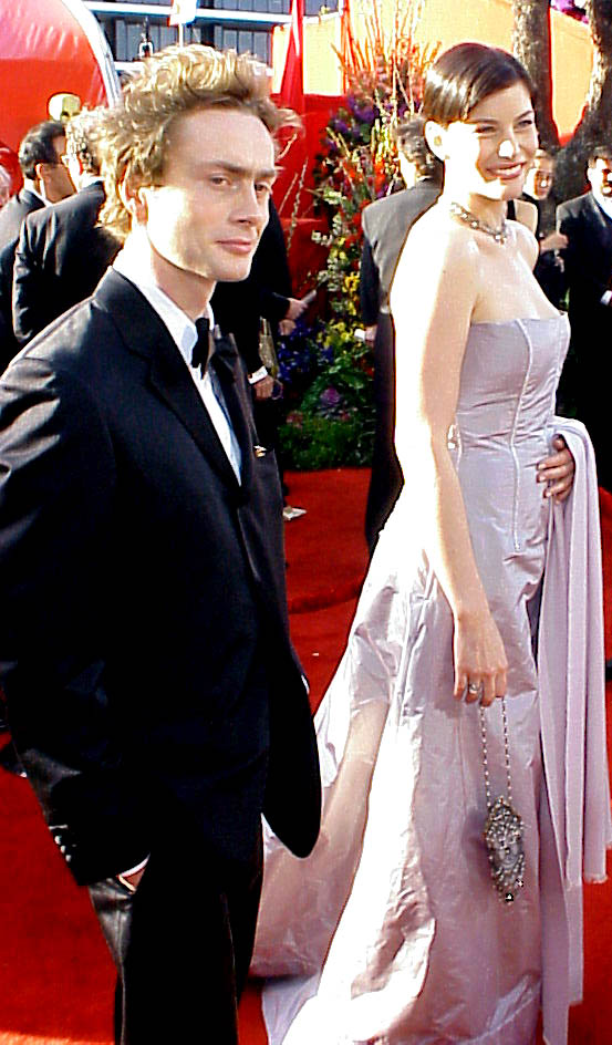 with boyfriend - Royston Langdon, at Oscars 1999