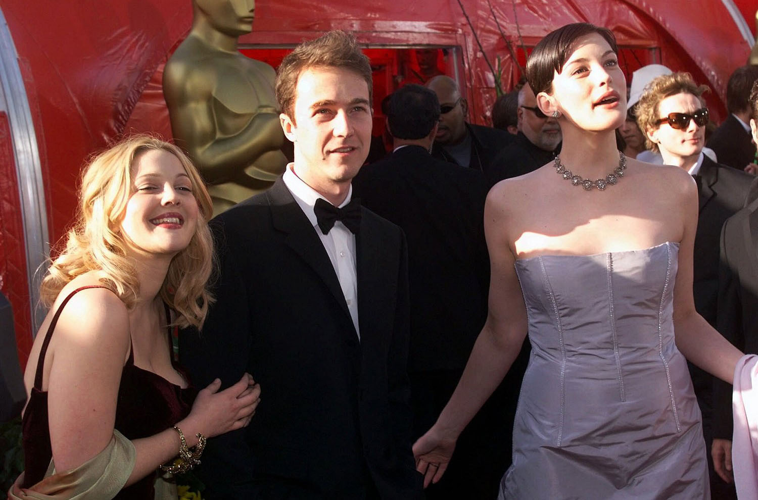 with Drew Barrymore, Edward Norton and boyfriend Royston Langdon - at Oscars 1999