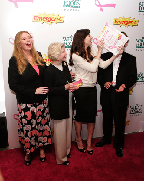 with mom Bebe Buell and grandmother Dorothea Johnson