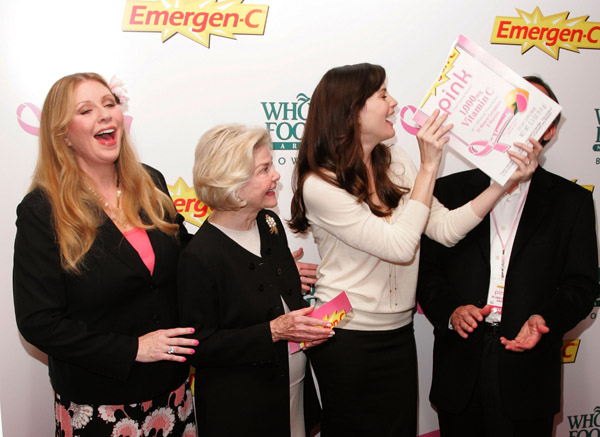 with mom Bebe Buell, grandmother Dorothea Johnson and 