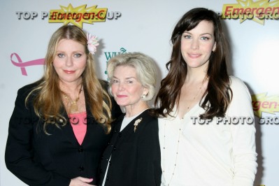 with mom Bebe Buell and grandmother Dorothea Johnson