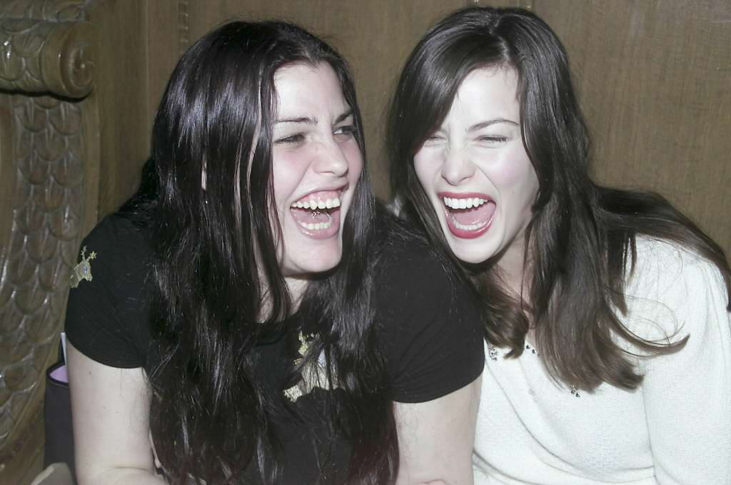 with sister Mia Tyler