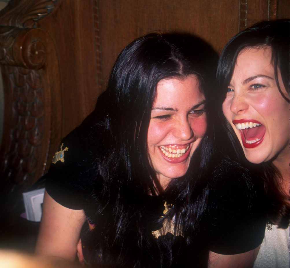 with sister - Mia Tyler