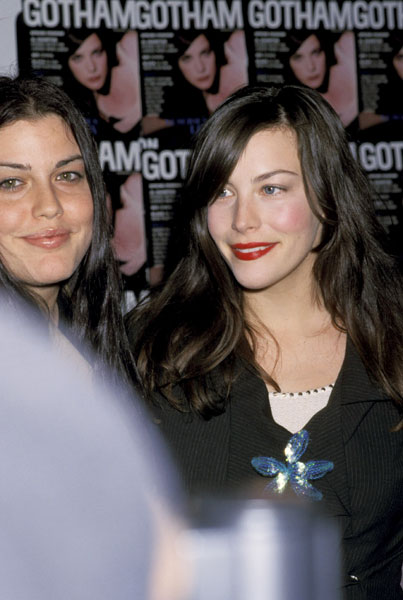 with sister - Mia Tyler