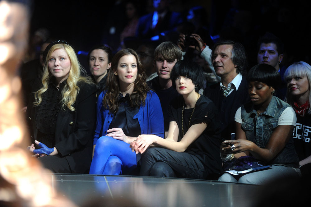 with mom Bebe Buell, Agyness Deyn and Estelle
