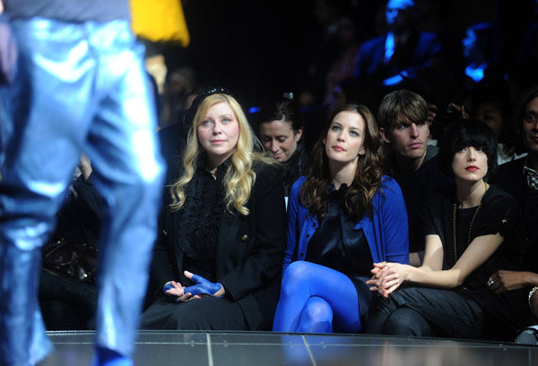 with mom Bebe Buell and Agyness Deyn