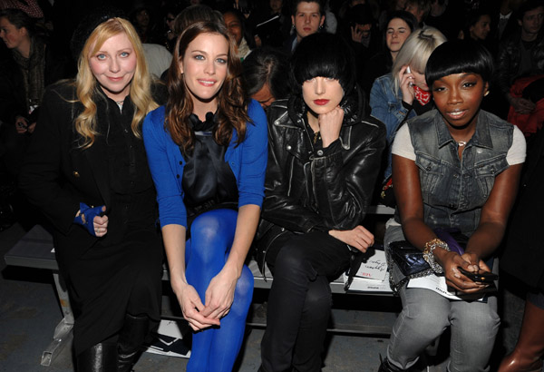 with mom Bebe Buell, Agyness Deyn and Estelle