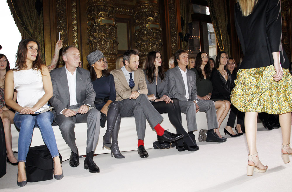 with Salma Hayek, Alasdhair Willis, Paul McCartney, Nancy Shevell and Mary McCartney