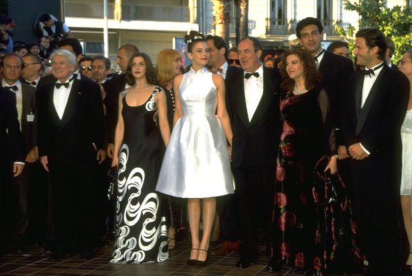 Stealing Beauty cast and crew