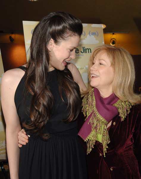 with Mary Kay Place