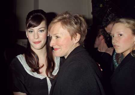 with Glenn Close - at The Fellowship Of The Ring New-York's Premiere