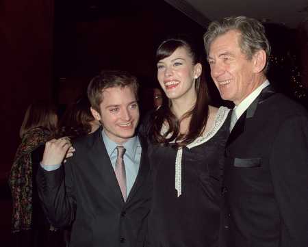 with Elijah Wood and Ian McKellen - at The Fellowship Of The Ring New-York's Premiere