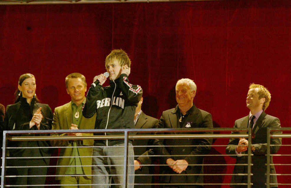 with LOTR cast