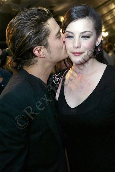 with Orlando Bloom, at The Two Towers LA's Premiere, December 15th 2002