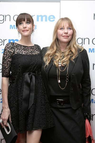 with mom - Bebe Buell