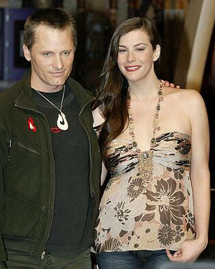 with Viggo Mortensen - at The Return Of The King Press Conference, Wellington, December 1st 2003