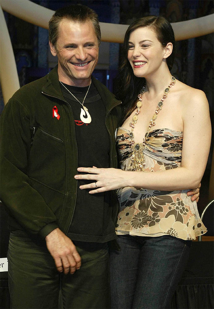 with Viggo Mortensen - at The Return Of The King Press Conference, Wellington, December 1st 2003