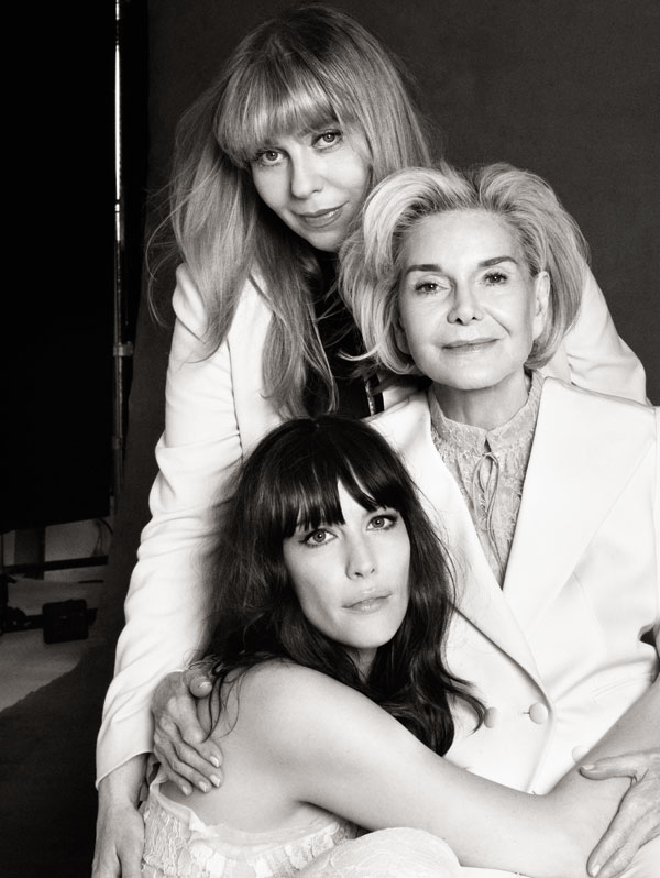 with mom Bebe Buell and grandmother Dorothea Johnson