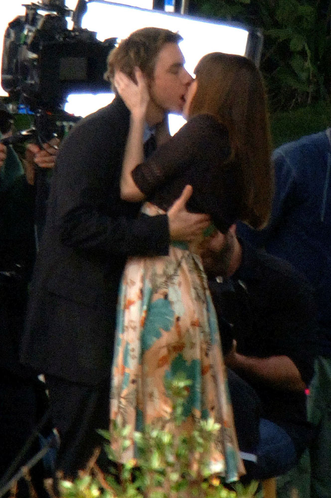 On the set with Dax Shepard, January 29th 2007