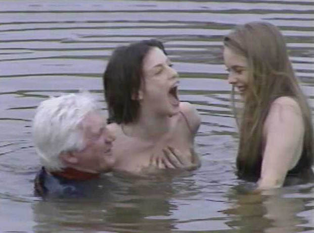 'Crazy' Video clip (the uncut version) - with Alicia Silverstone, 1994